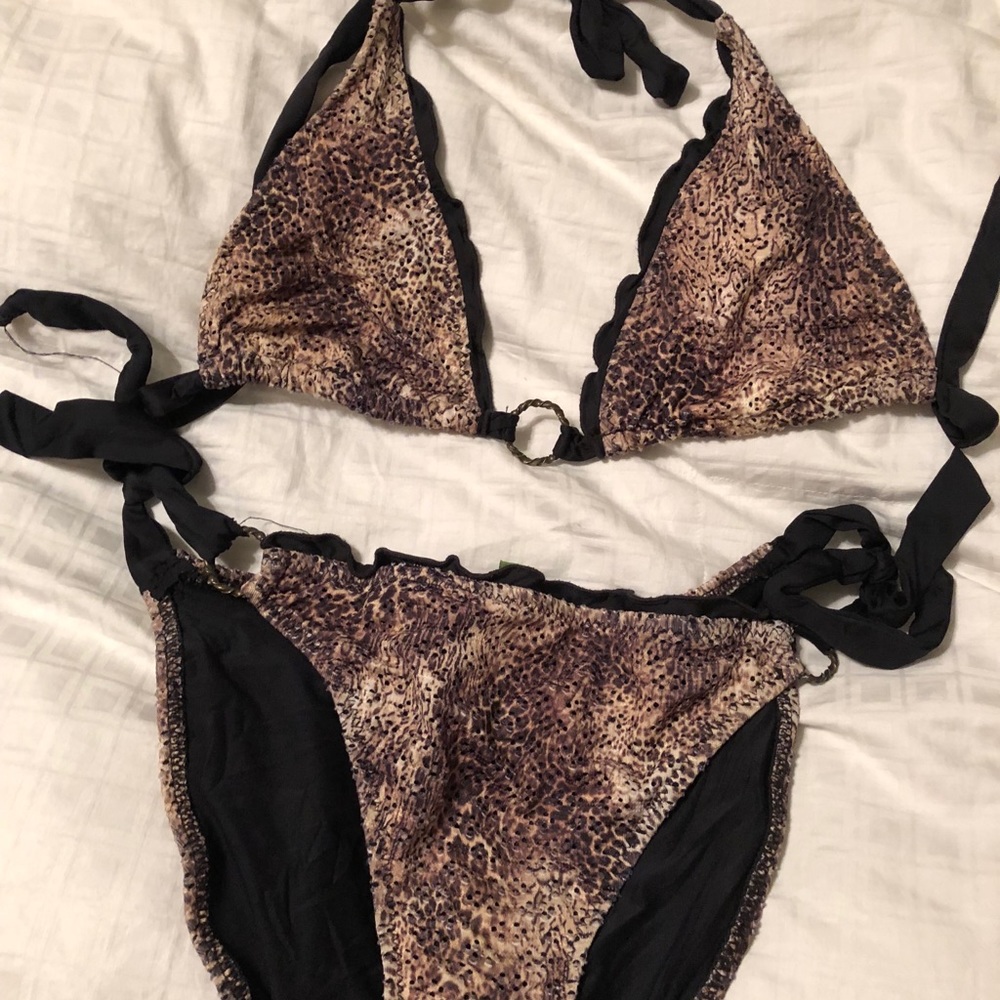 Leopard bikini